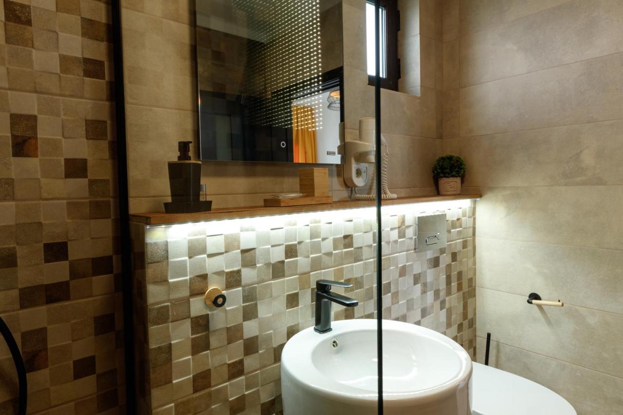 Casa Roa Hotel Dunavatu de Jos Ngoại thất bức ảnh