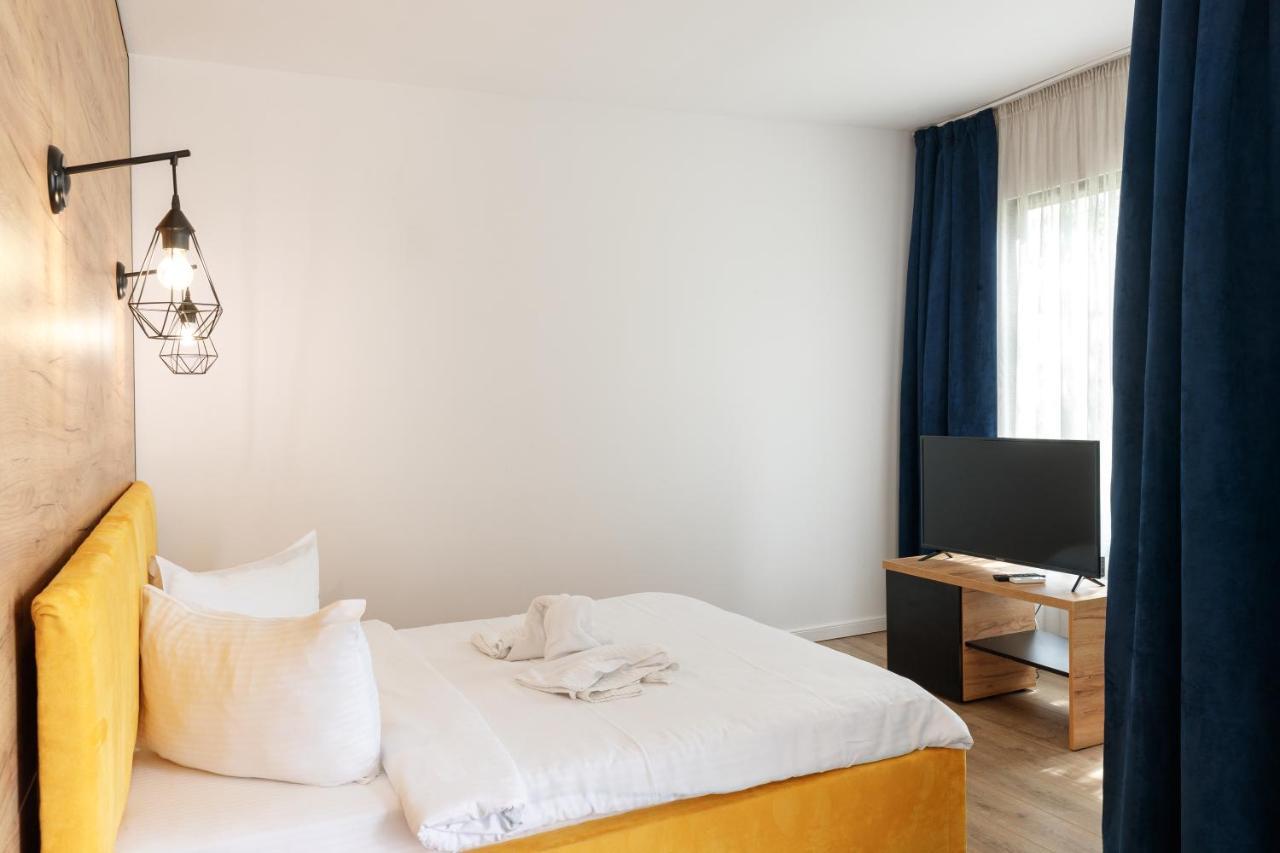 Casa Roa Hotel Dunavatu de Jos Ngoại thất bức ảnh